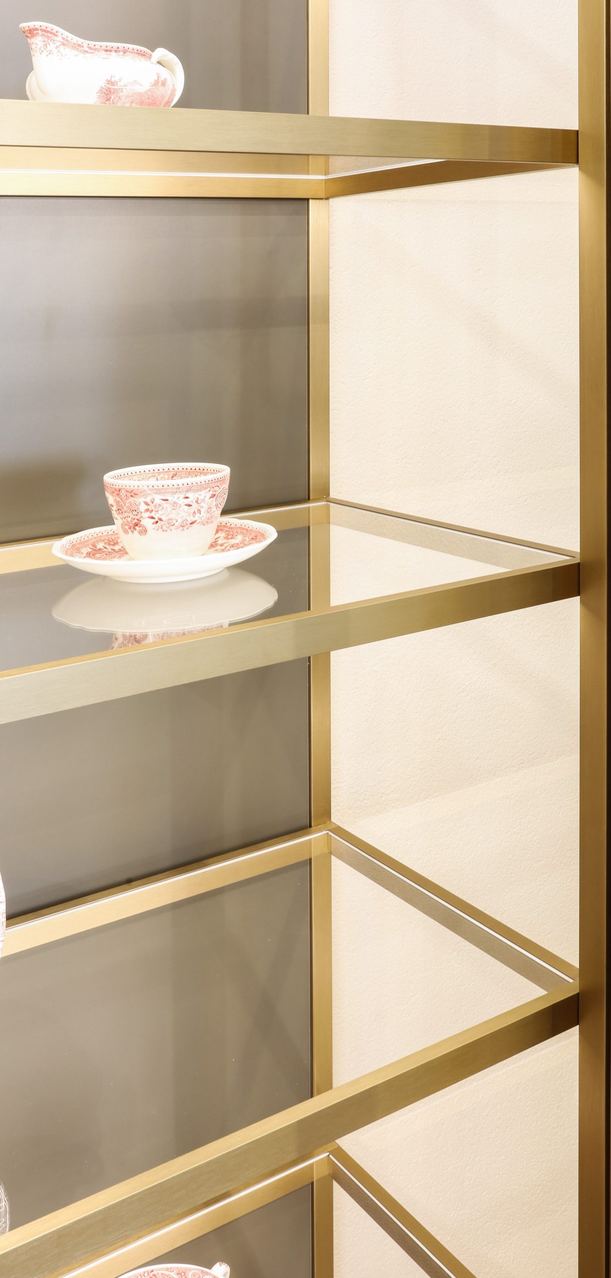 Ramă pentru raft luminos din sticlă